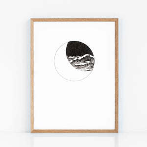 The moon, the sea and me